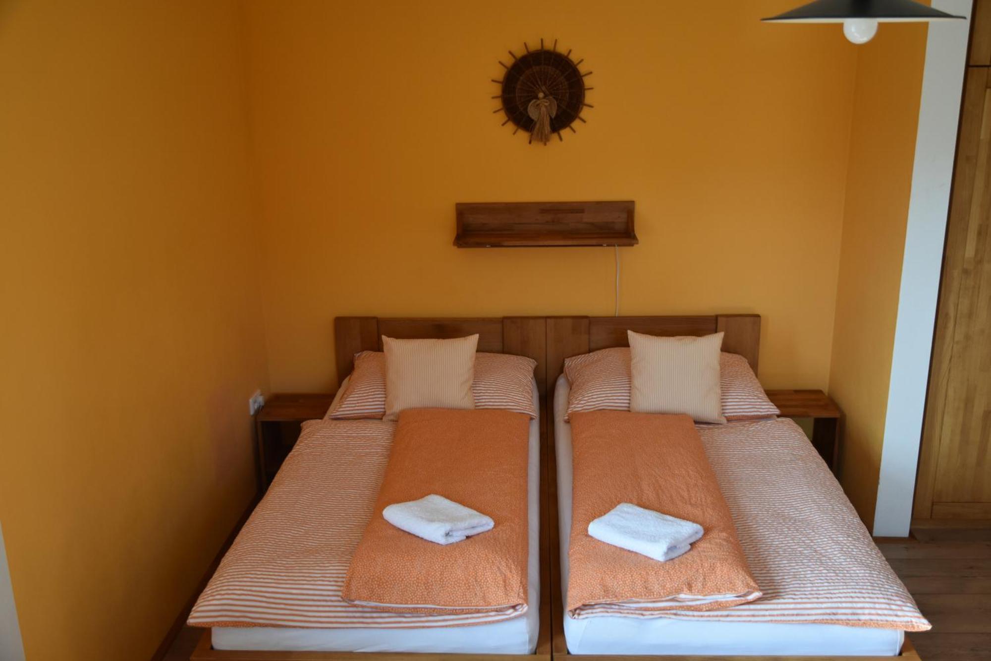Chalupa Tomiva Apartment Jesenik Bagian luar foto
